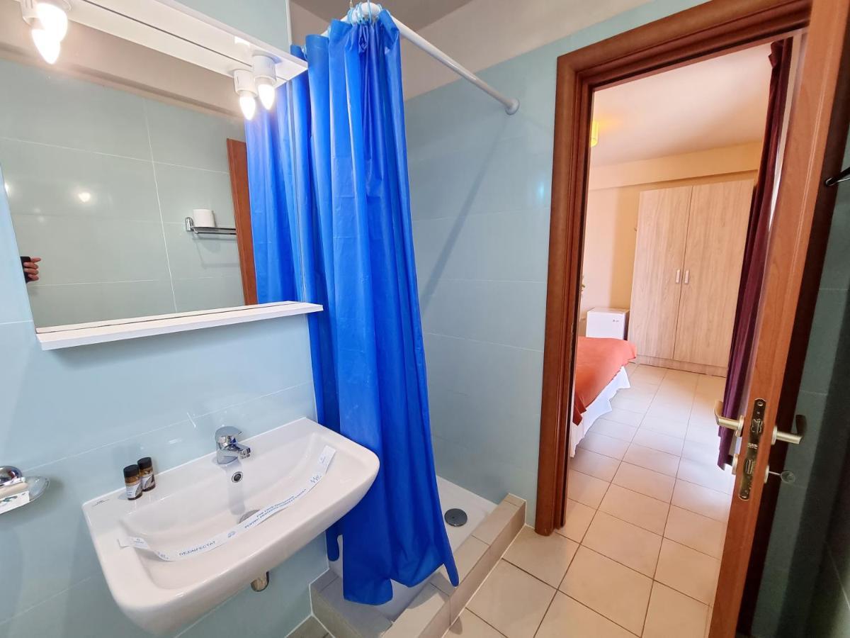 Hotel Cochet Нэводари Экстерьер фото