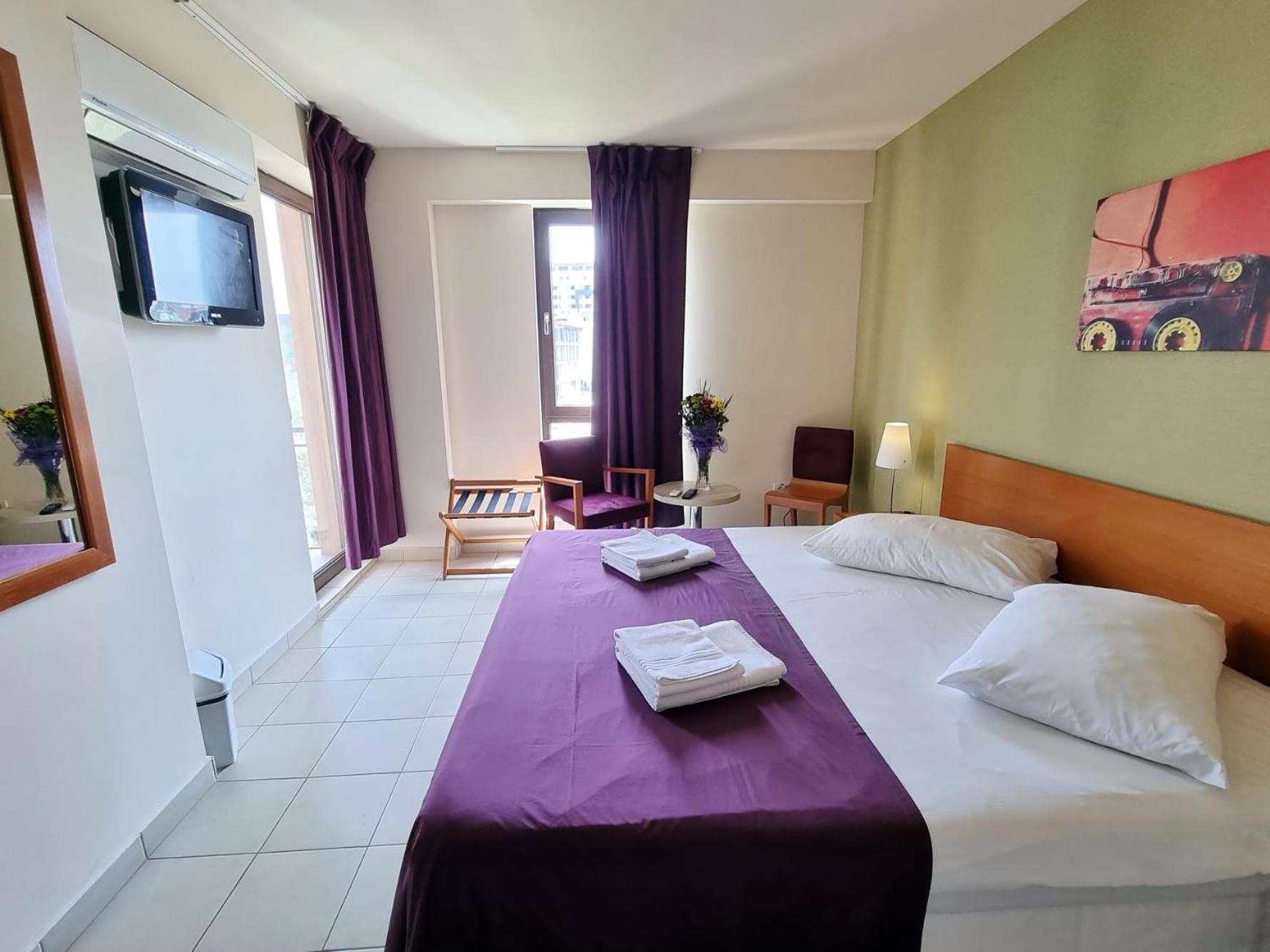 Hotel Cochet Нэводари Экстерьер фото